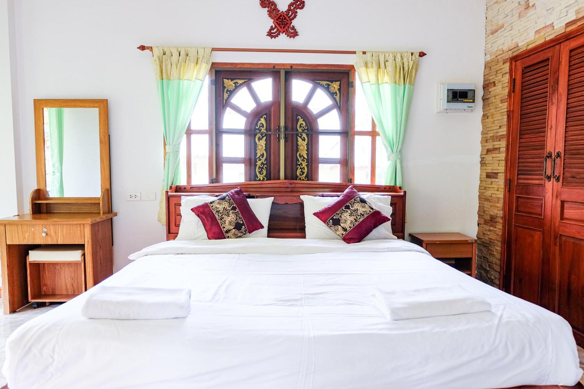 Mont Goei Pai Hotel Buitenkant foto