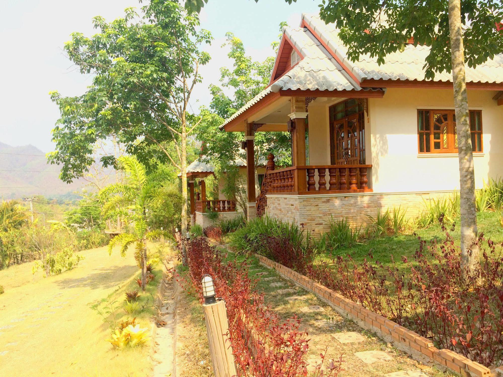 Mont Goei Pai Hotel Buitenkant foto