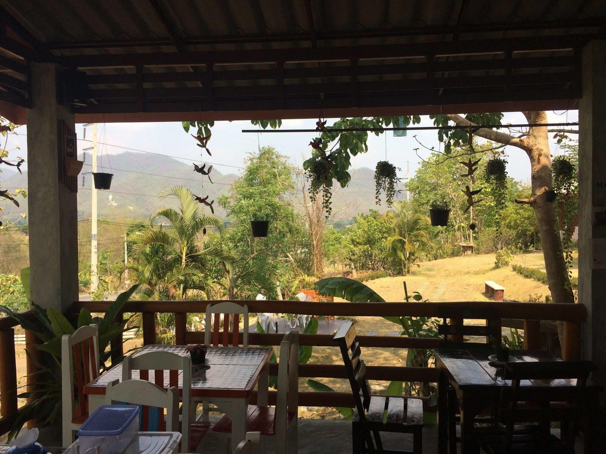 Mont Goei Pai Hotel Buitenkant foto